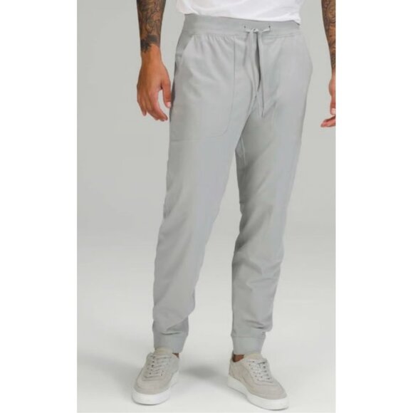 Lululemon men’s ABC Jogger Light Gray Size Medium Pull String Waistband Stretch - Picture 1 of 8